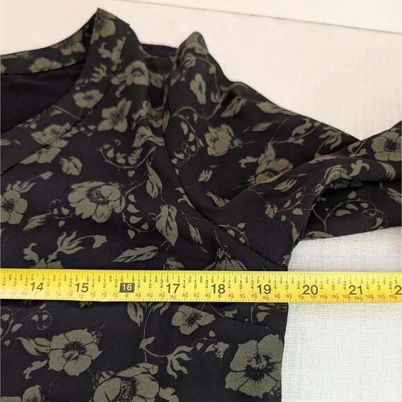 Fortune + Ivy Sz MEDIUM Black & Olive Green Floral Top 3/4 Sleeve Bohemian Tunic - Picture 7 of 13